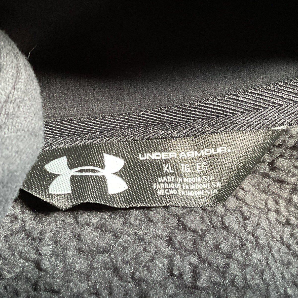 UNDER ARMOR Women's Storm 2 Black Jacket- SZ XL