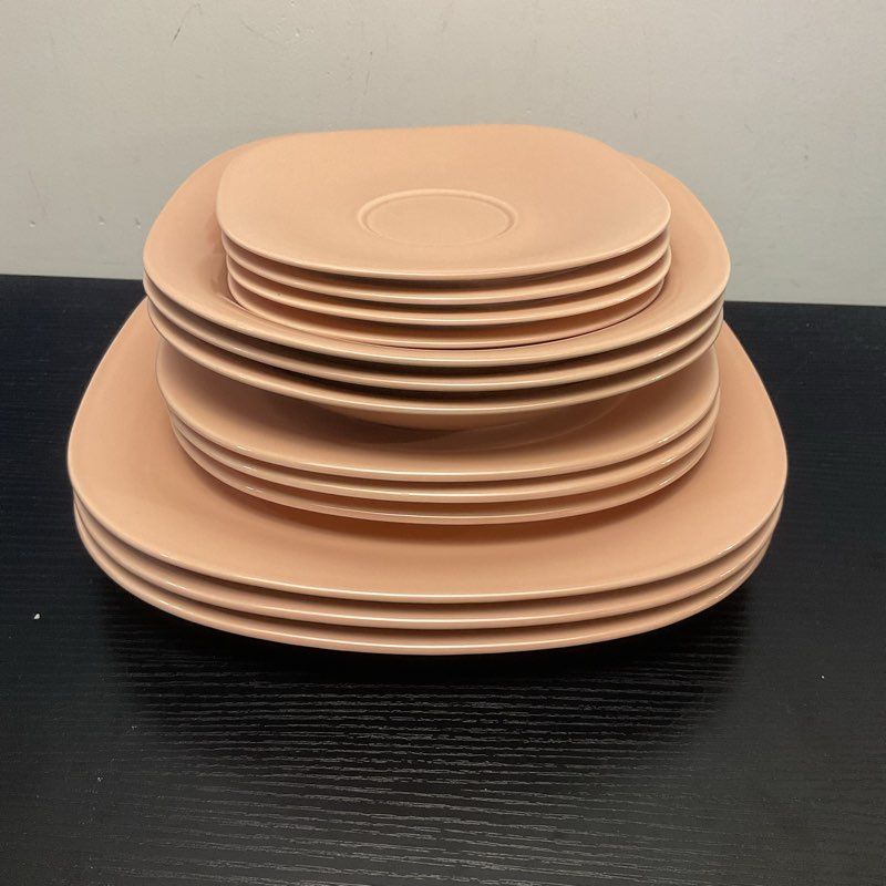 Mikasa Cf200 Salmon Peach Color Plate Bowl Set 13 Pieces Dinner 10" 8" 6"