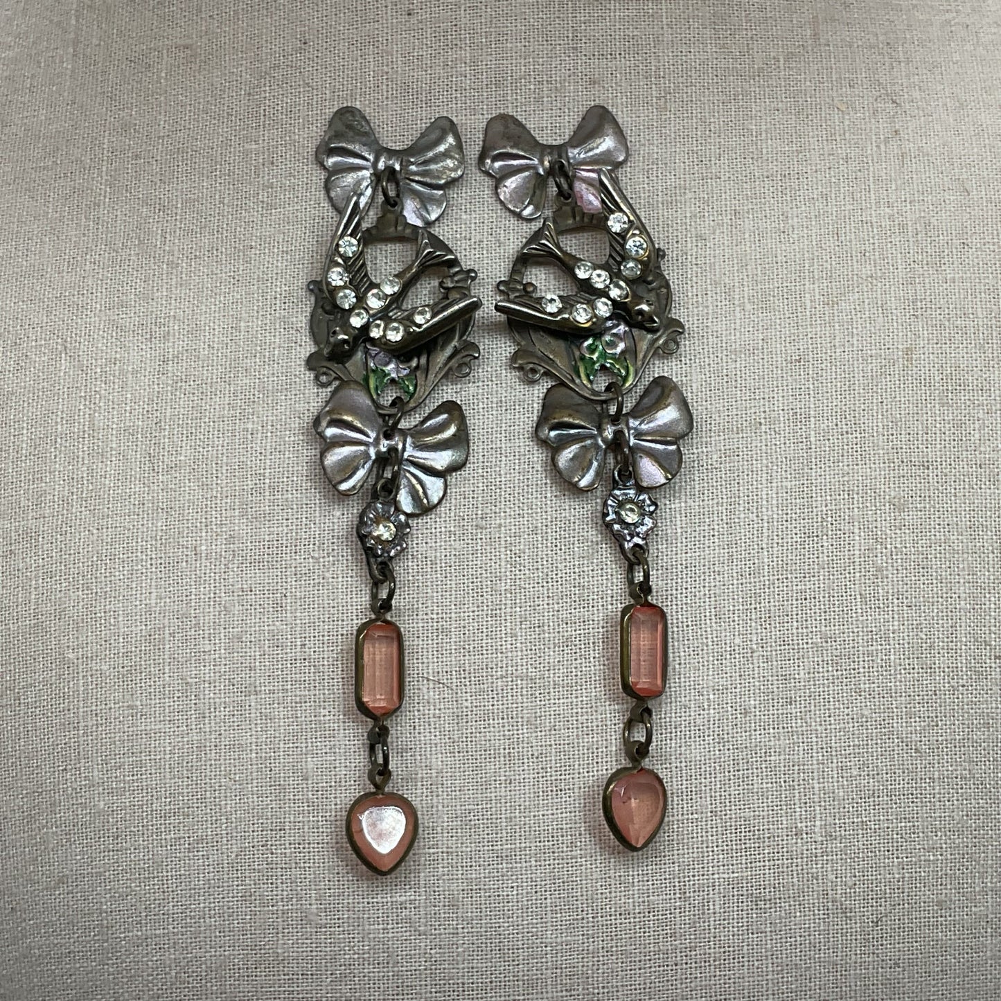 VTG. BANANA BOB?? Bow Dove Rhinestone Dangle Earrings- 3.5"