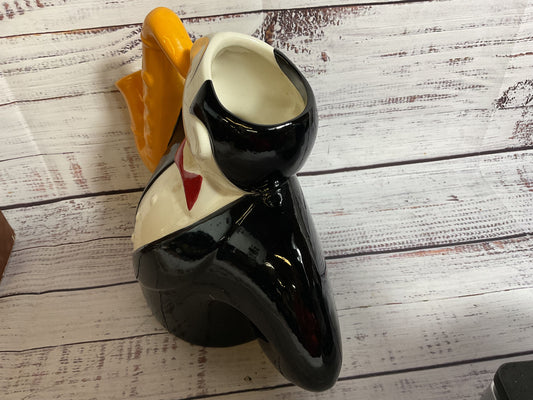 VTG 90' CLAY ART Jazz Series Tuxedo Saxophone Player Teapot- 8.5" x 11" **READ**