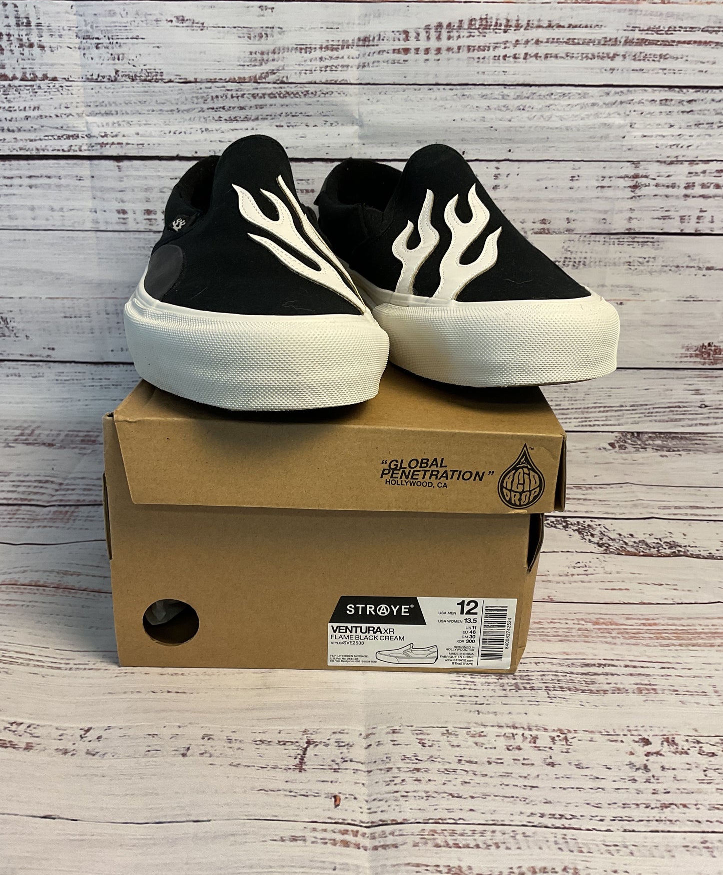 NWB Straye Ventura XR Black/cream Sneakers Size 12