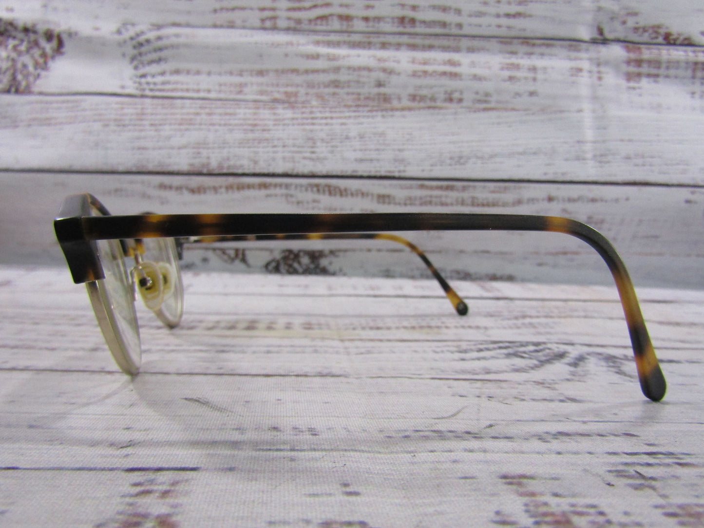 Muse Women's Brown Tortoise Round Eyeglasses Frame