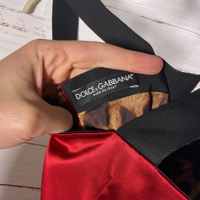 Dolce & Gabbana Red Satin Leopard Lined Sleeveless Knee Length Dress Size 44