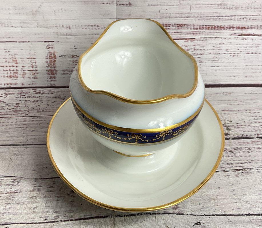 Richard Ginori 1735 Castello Gravy Boat with Attached Underplate White Blue