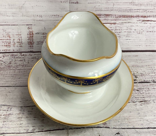 Richard Ginori 1735 Castello Gravy Boat with Attached Underplate White Blue