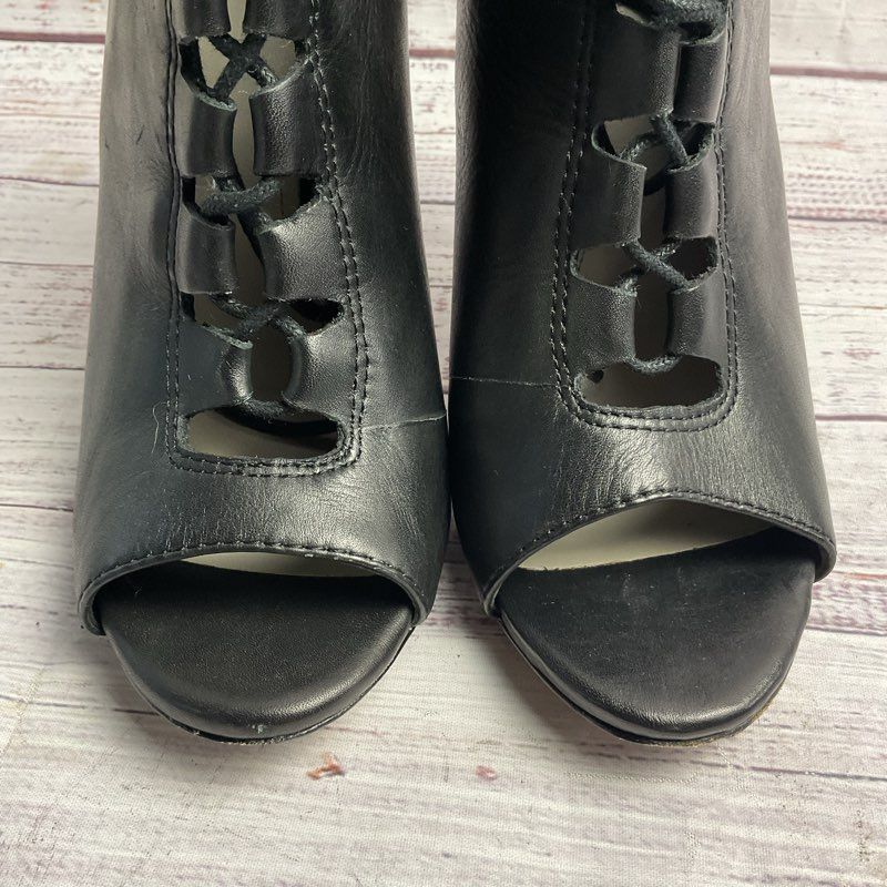 Pour La Victoire Black Leather Corset Lace Peep Toe Goth Y2K Stiletto Heel 6.5 W