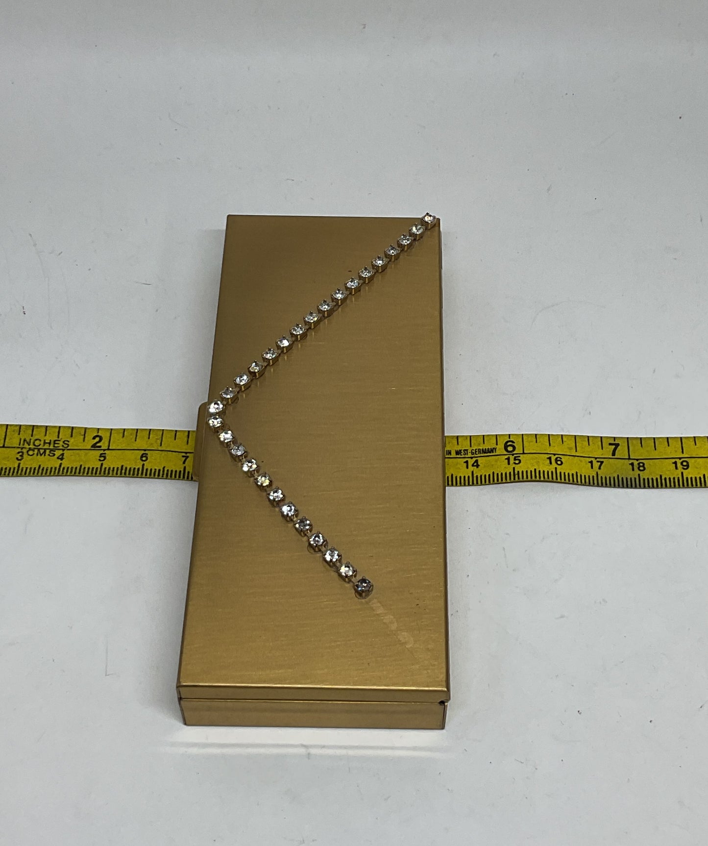 Vintage Pigeon Gold Tone Cigarette Case With Flip Up Lighter