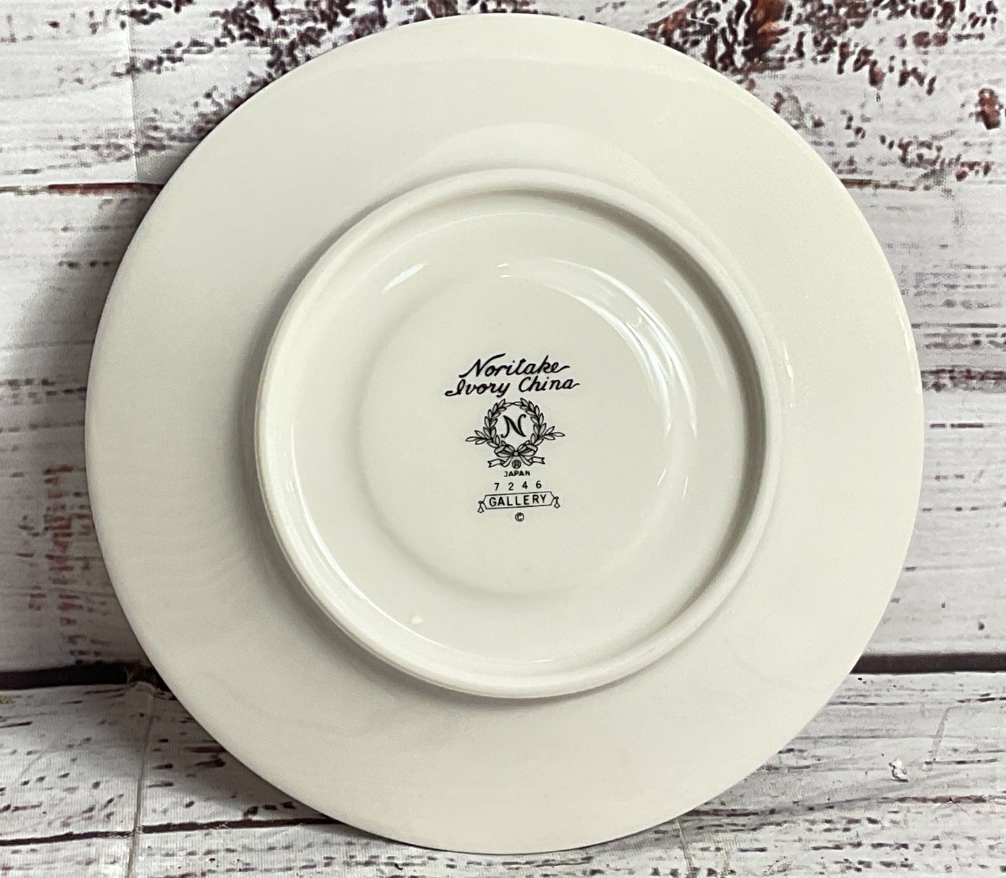 Nortiake Gallery China 7246 Floral Pattern 6" Set of 8 Saucers Ivory