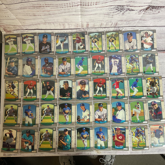 Set of 372 TOPPS 2000 Bowman & Bowman Chrome Baseball Cards
