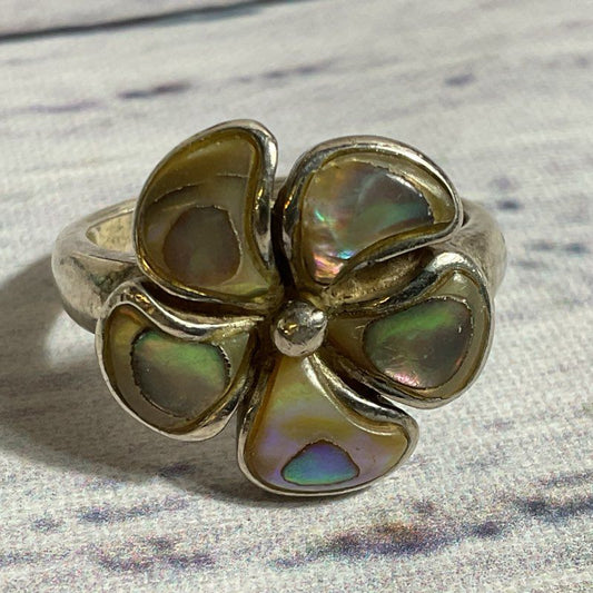 Sterling Silver & Abalone Flower SZ 6.5 Ring- 4.34g