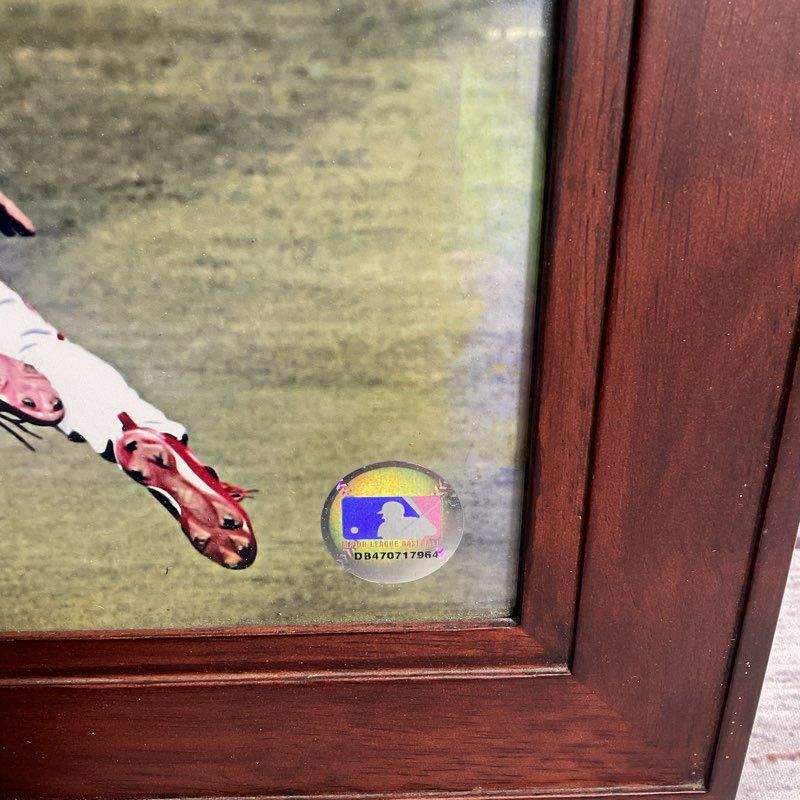 SIGNED Chase Utley Philadelphia Phillies 13" Baseball Collectible Photo Framed