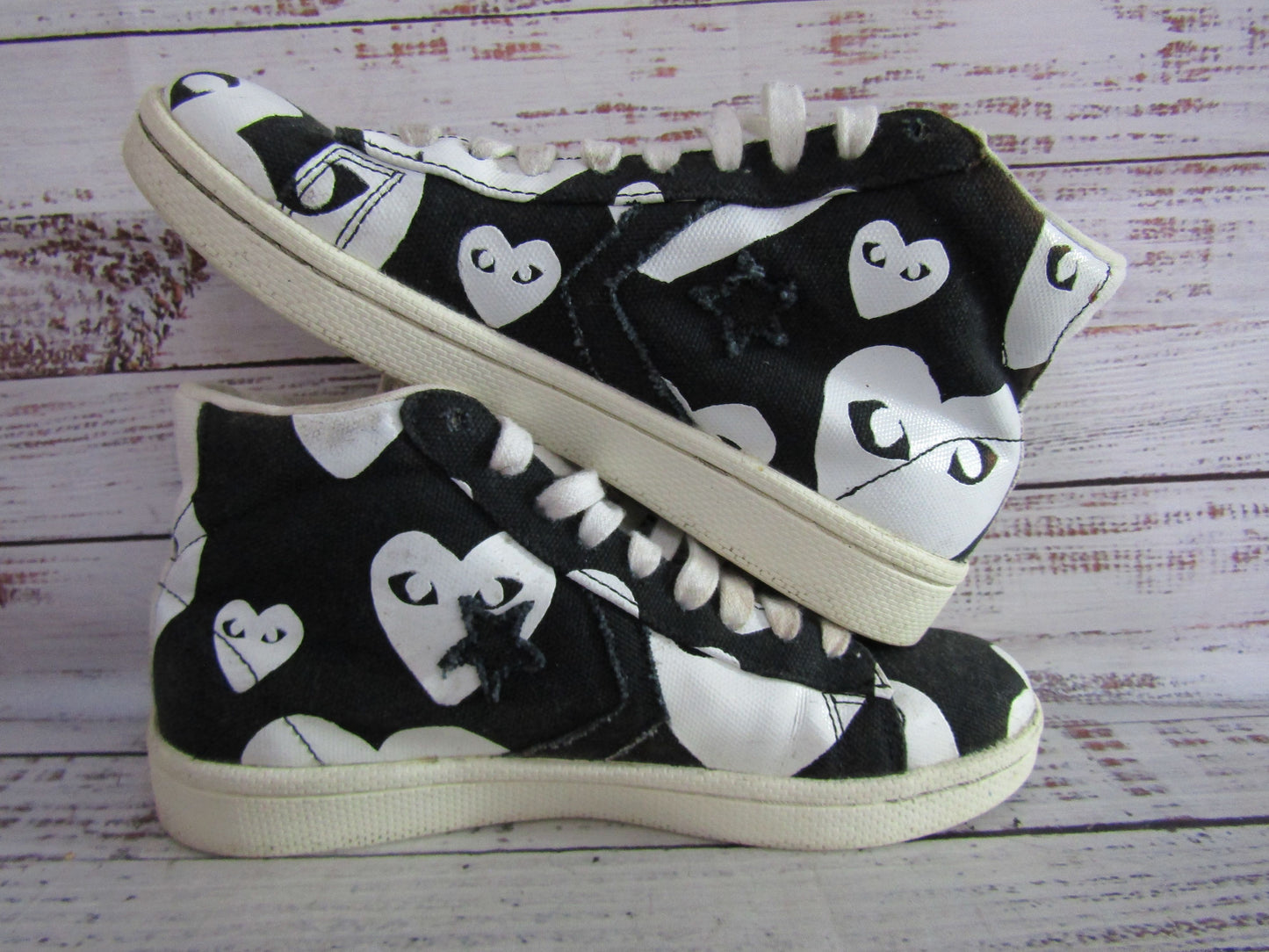 Converse x Comme des Garçons PLAY Women's Black Mid Top Sneakers Size 6.5