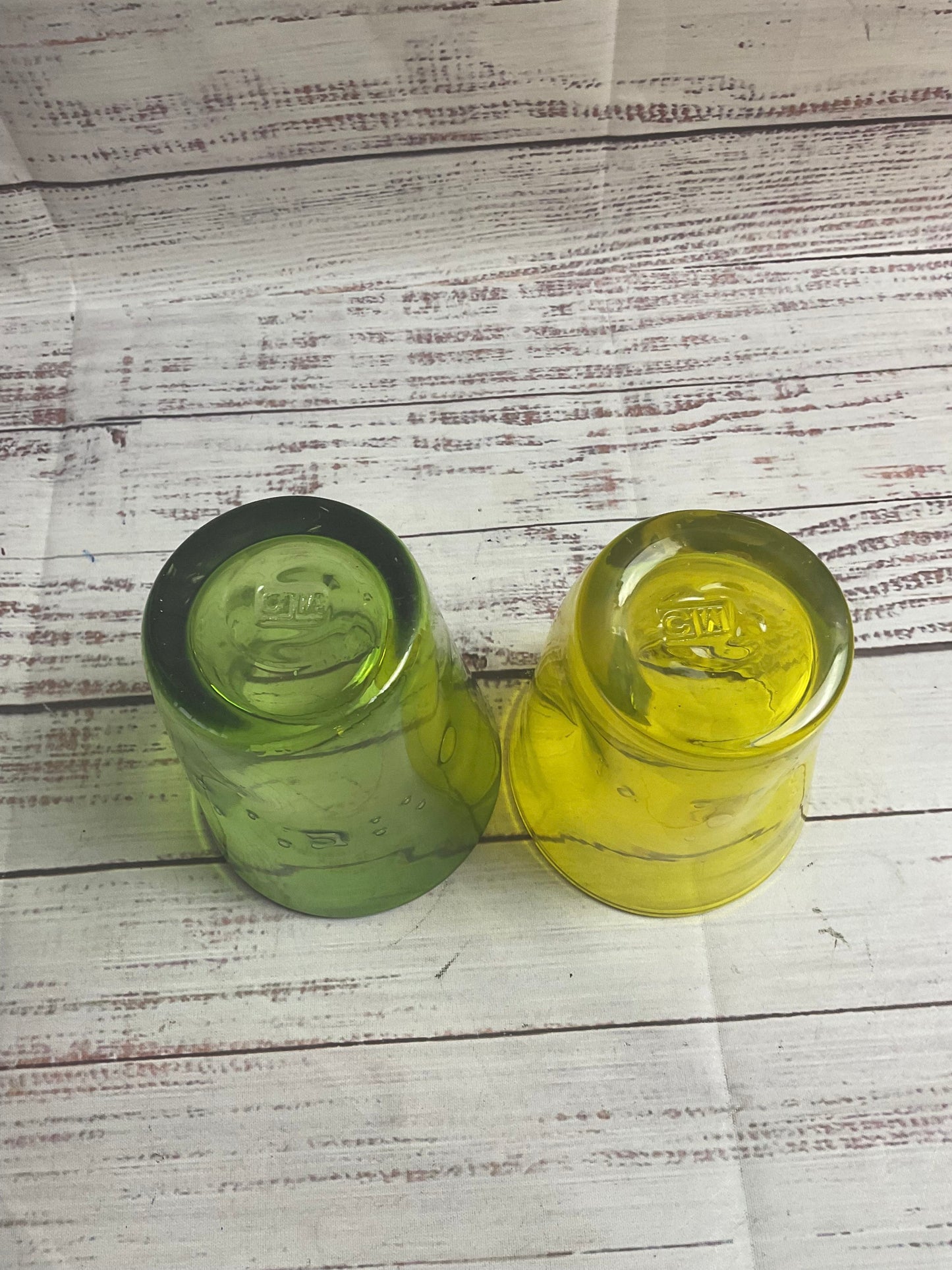 CTM Comtesse Set Of 2 Green And Yellow Glasses