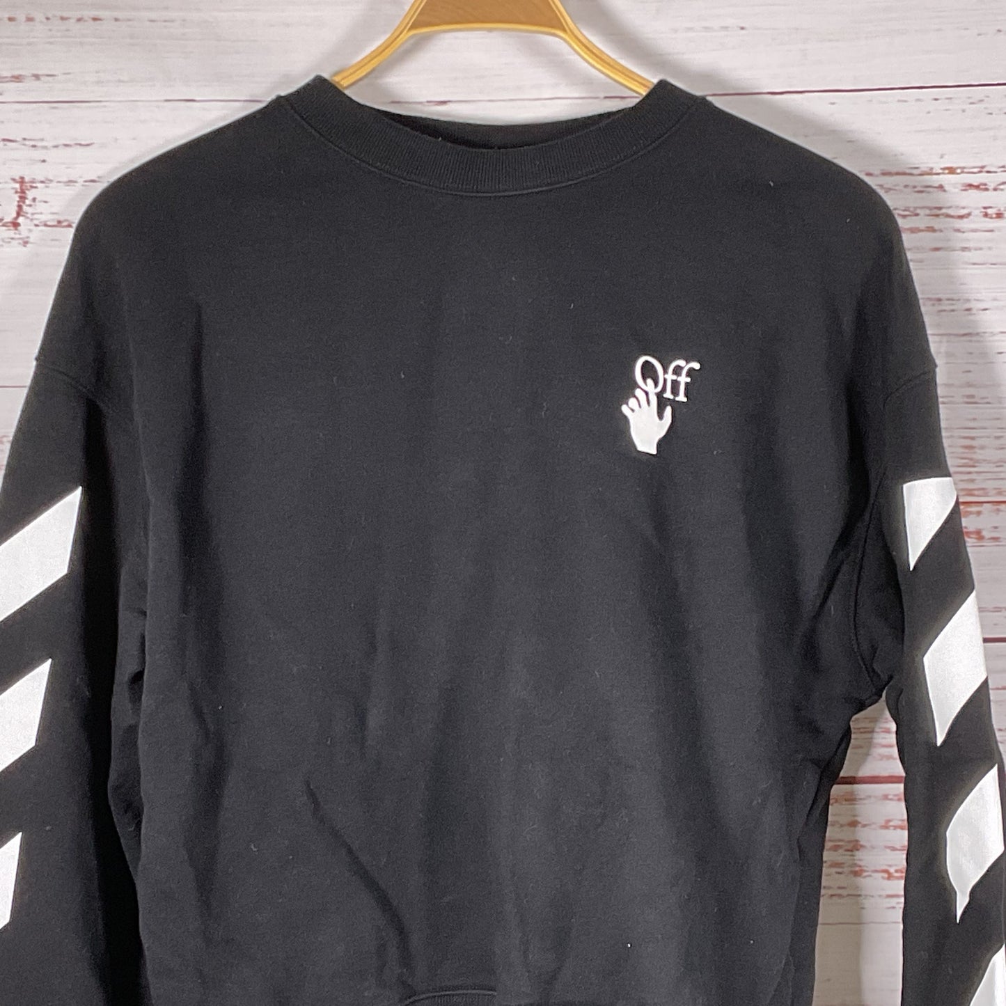 OFF-WHITE Men's Black Arrow Print Crewneck Sweatshirt- SZ S