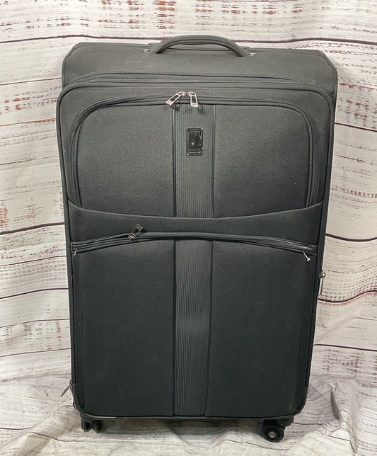 London Fog Rolling Expandable 2 Piece Luggage Set Black