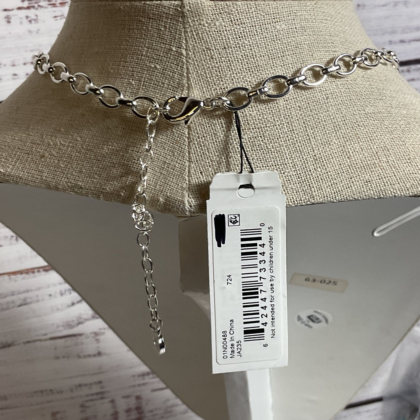 NWT ANNE KLEIN Silver Tone Faux Pearl Dangle Pendant Necklace- 22"
