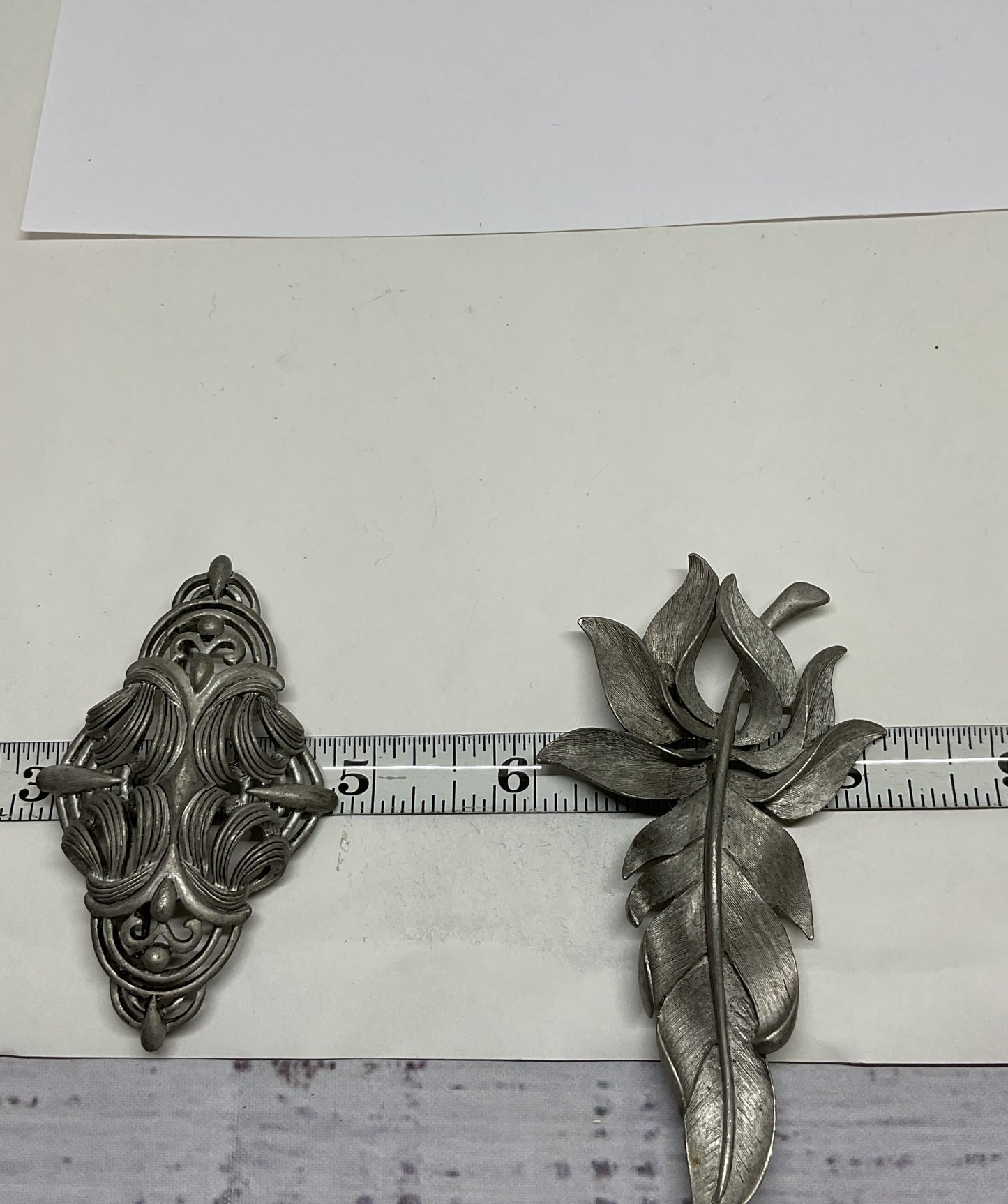 Lot 2 Oscar de la Renta Silver tone Vintage Brooch