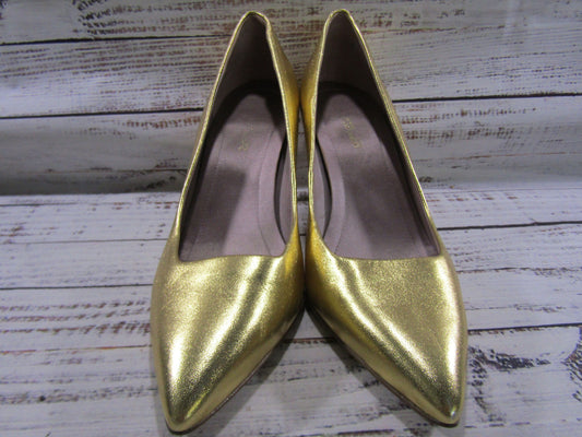 Diane Von Furstenberg Women's Gold Leather Pointed Toe Pumps Size 7