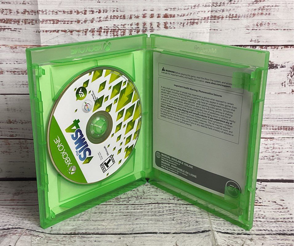 XBox One Set of 2 Sims 4 Just Dance 2019 Video Games
