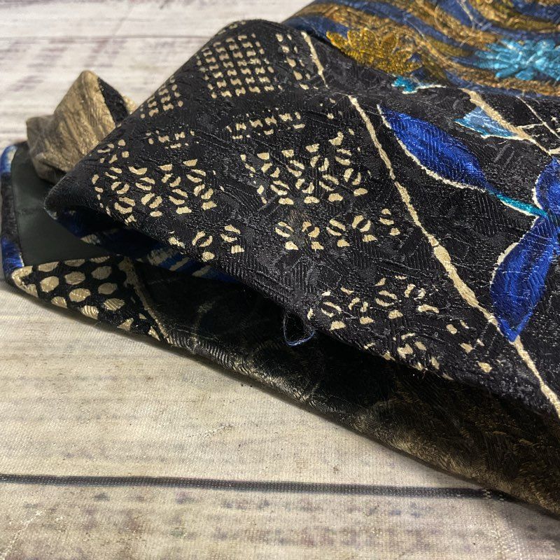 Ermenegildo Zegna 100% Silk Dark Blue Floral Geometric Pattern Tie - Size OS