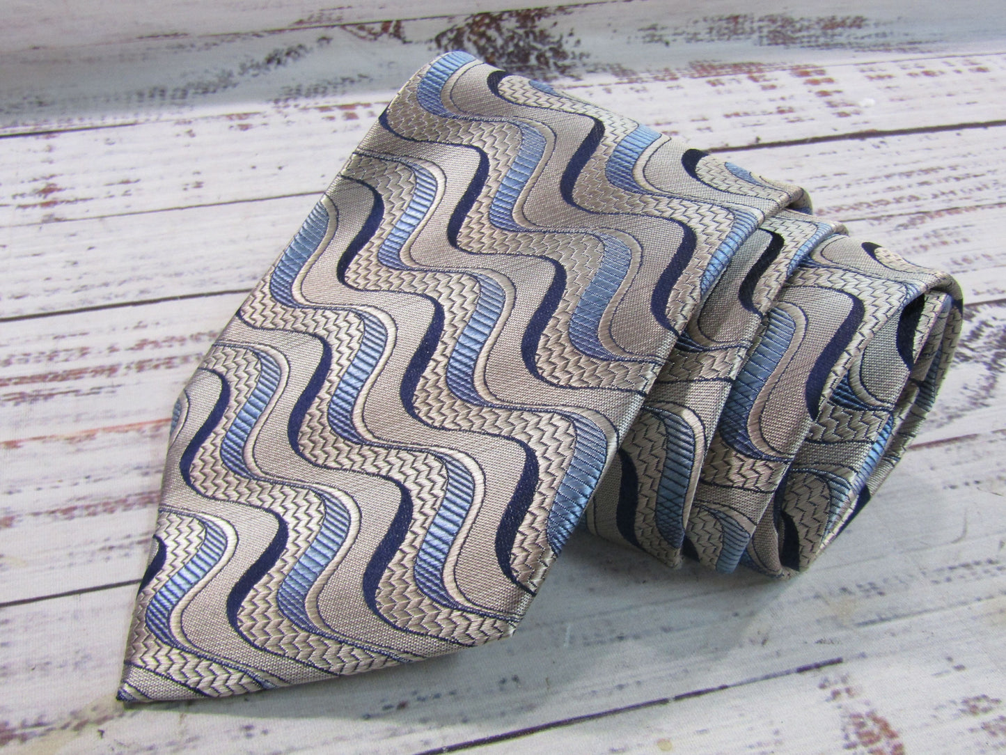 Jhane Barnes Men's Gray & Blue Abstract Wave Pattern Silk Tie