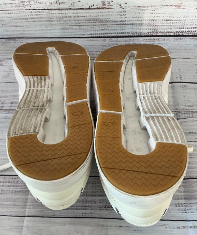 Men's On Cloud The Roger Centre Court White Sneaker Size 8.5