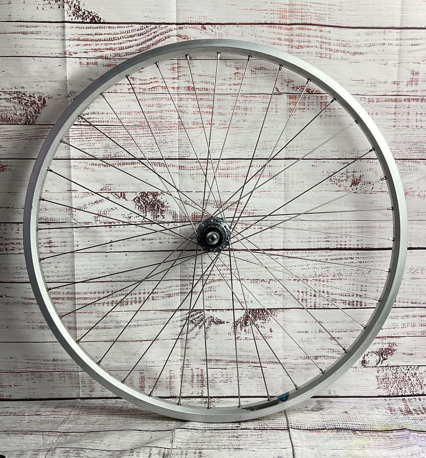 Shimano 105 Spokes Velocity Atlas 23.5" Cycling Rim Silver