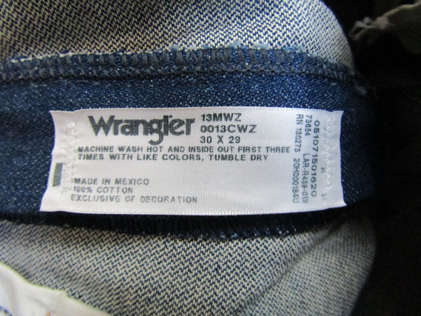 Wrangler 13MWZ Men's Blue Denim Cowboy Cut Jeans Size 30 x 29