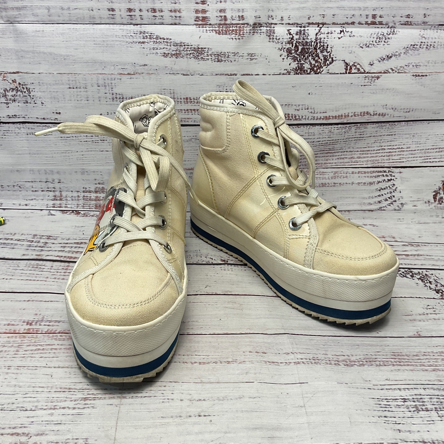 Call It Spring Disney Donald Duck White Canvas Sneaker Hi top Shoe Women Size 5