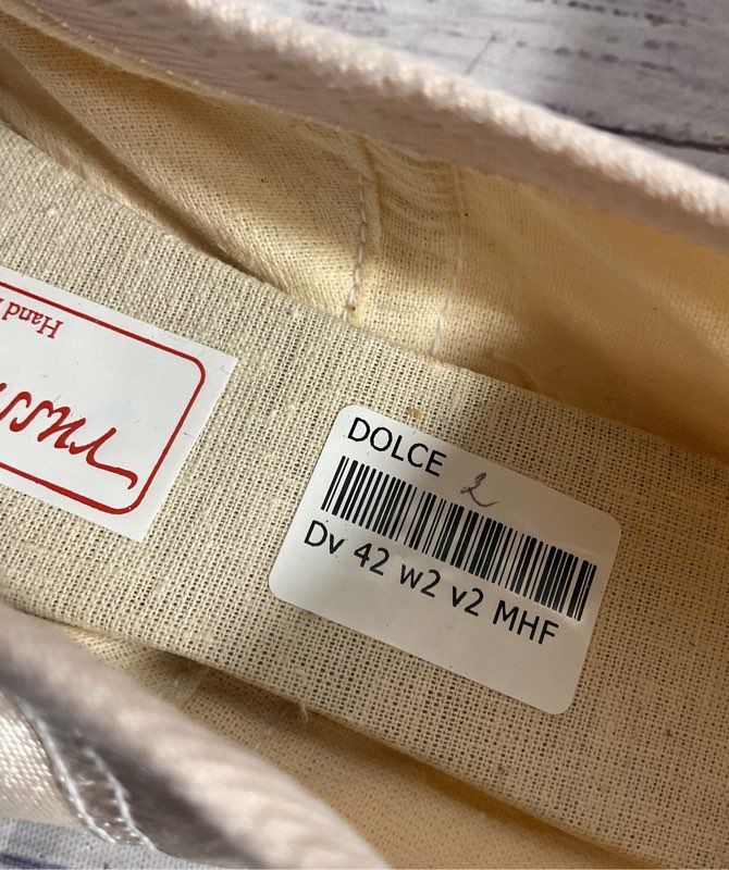 Russian Pointe Brava Pointe Shoe Pink Satin Ballet Size 42 w2 v2 MHF Dolce