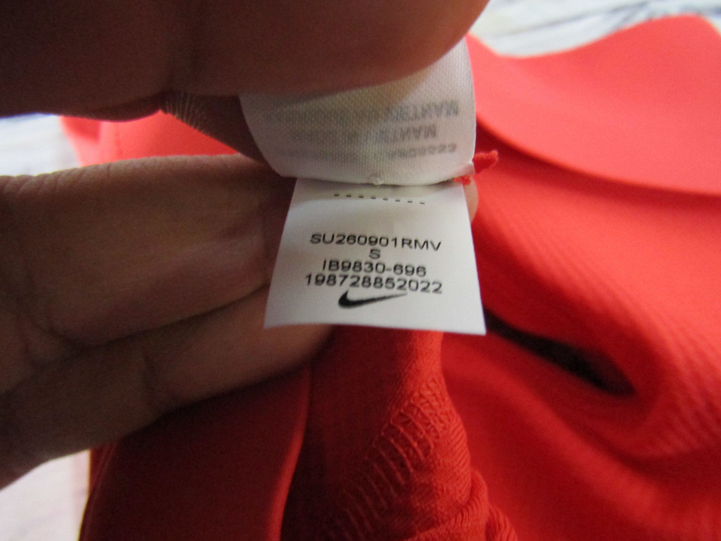 Nike Universa Women's Light Crimson Medium Support Padded Sport Bra IB9830-696