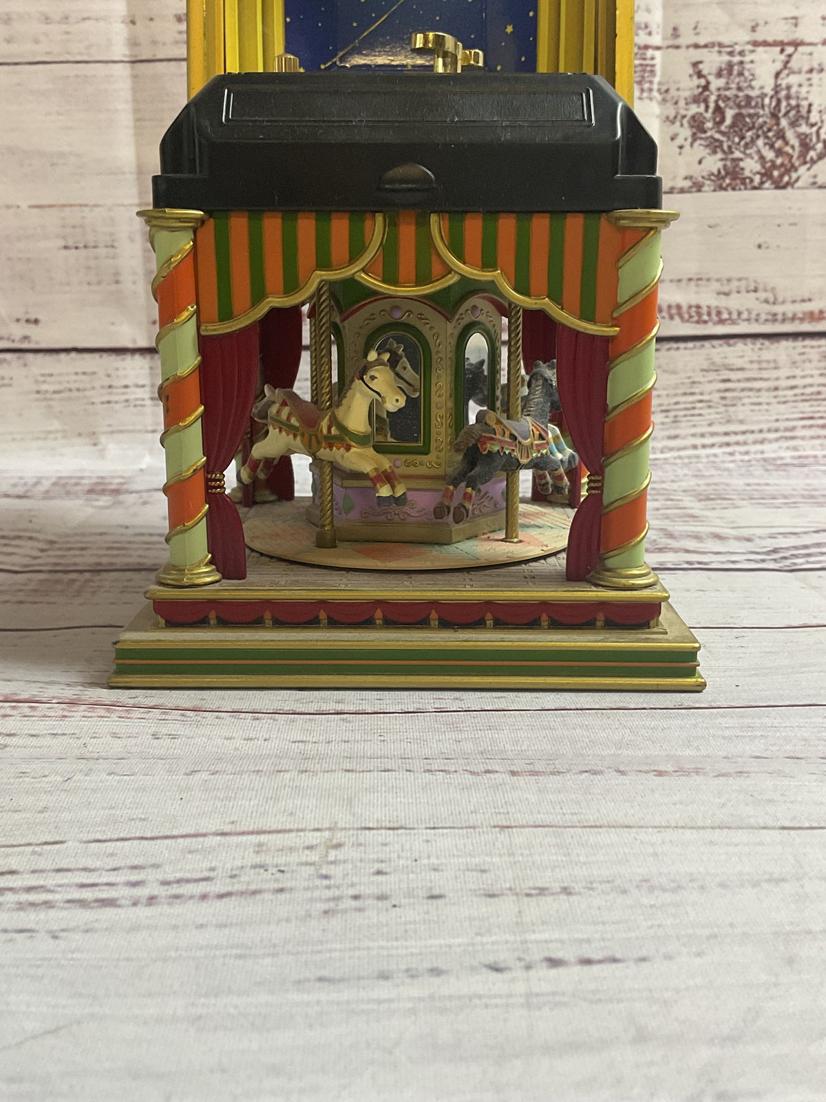 Vintage Sankyo Carousel Music Box Pierrot De Pierre 1998 Japan WORKING