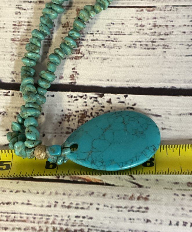 TURQUOISE Beaded Vintage Necklace