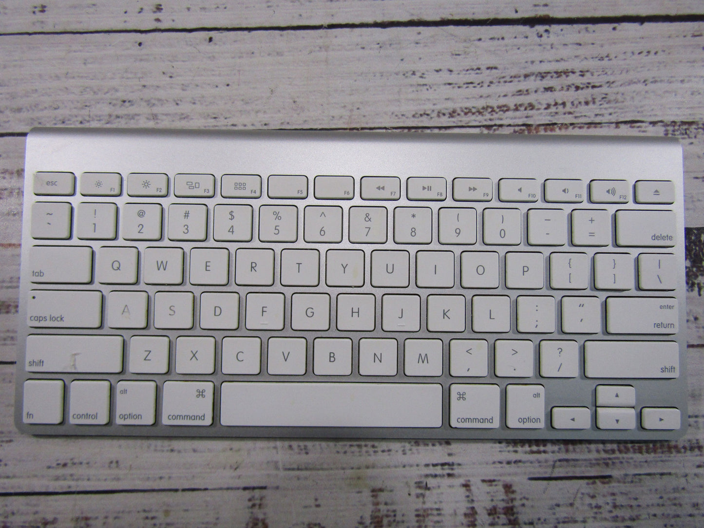 Set of 3 Apple Wireless Keyboards A1314