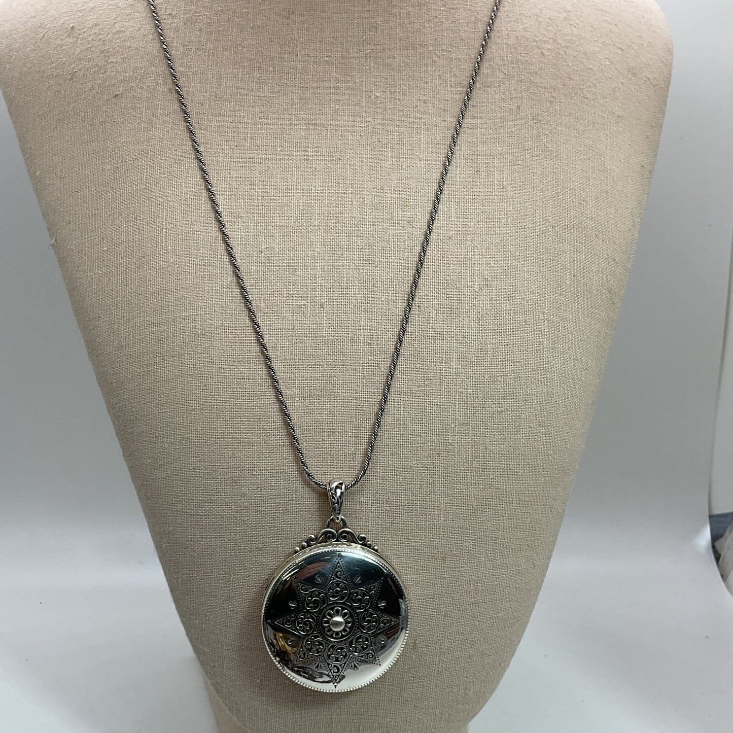BRIGHTON Silver Tone Locket Pendant 38" Chain Necklace- (DAMAGED)