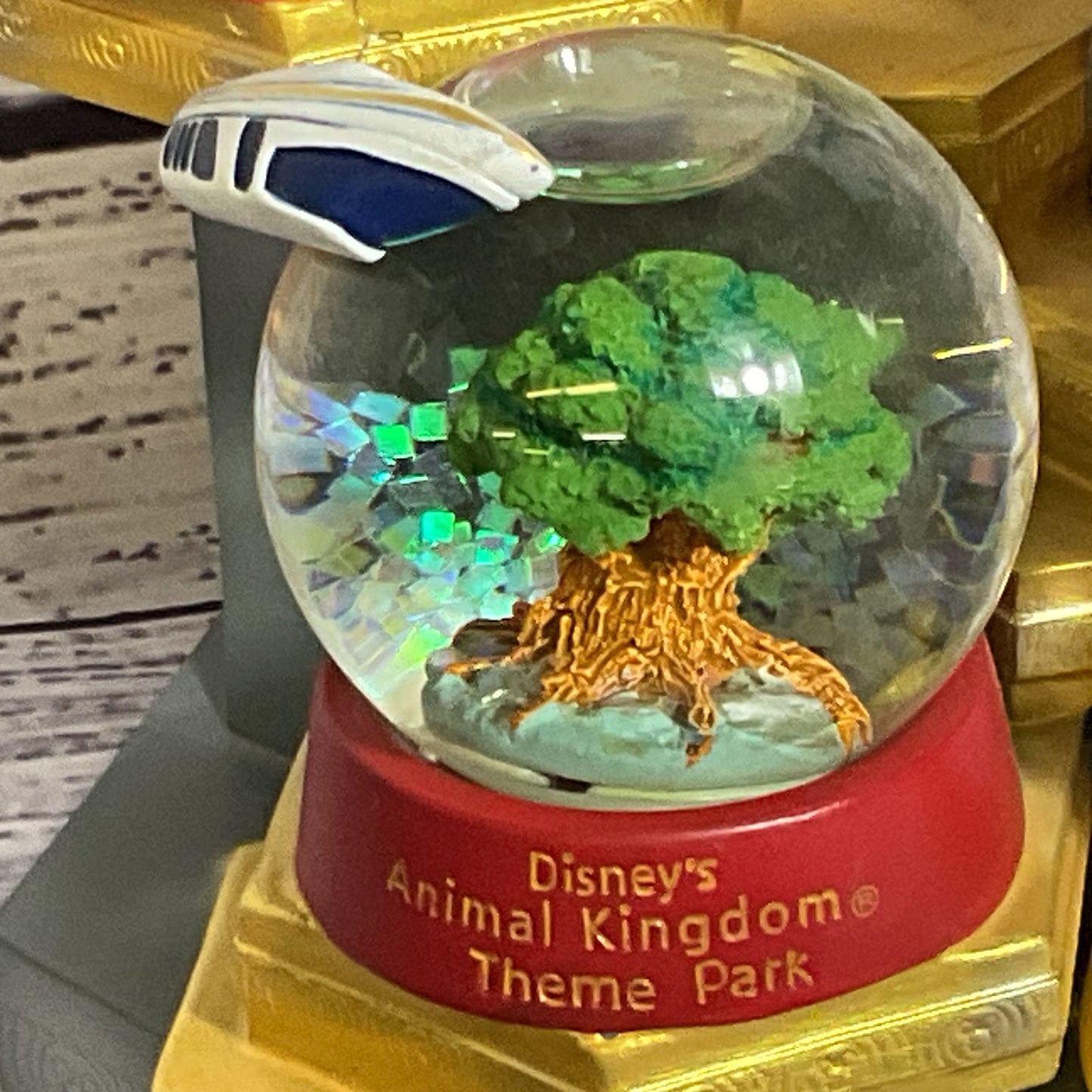 VTG DISNEY WORLD Disney Parks Mickey Mouse 4 Parks One World Musical Snow Globe