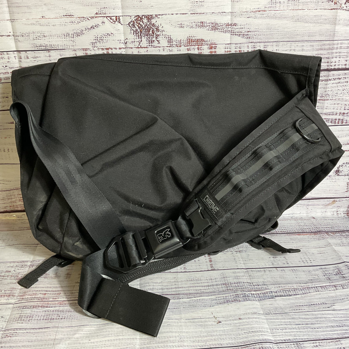 CHROME Black & Glitter Messenger Bag Seatbelt Buckle Waterproof Nylon Bag