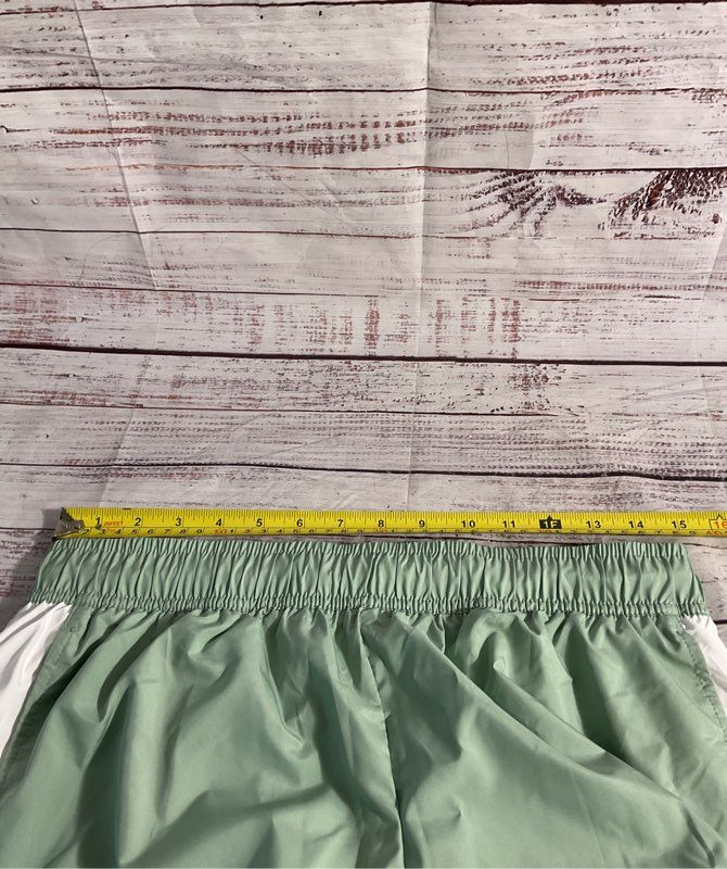 NWT Women's Nike Loose Fit Mid Rise Full Length Green Pants Size M White Striped