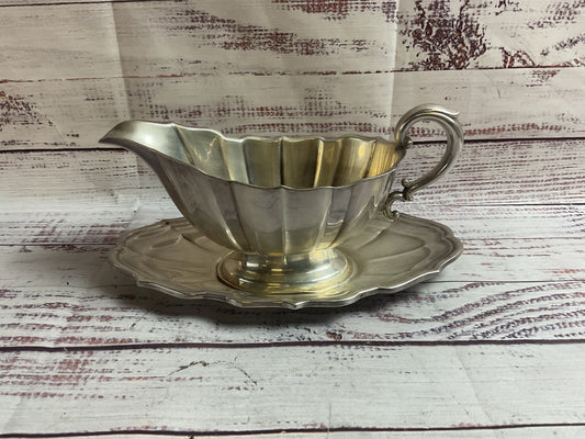 Sterling .925 Silver Gravy Boat With Tray 344g