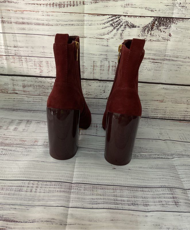 NWOB Vince Camuto Burgundy Ankle Boots Size 6.5