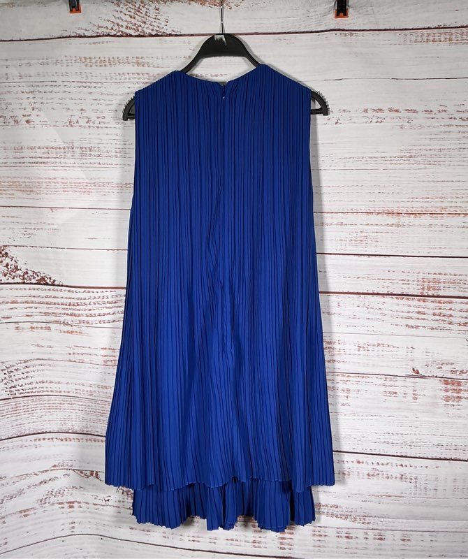 Women's Victoria Beckham Blue Sleeveless Cocktail Dress Size 4 Retail $600