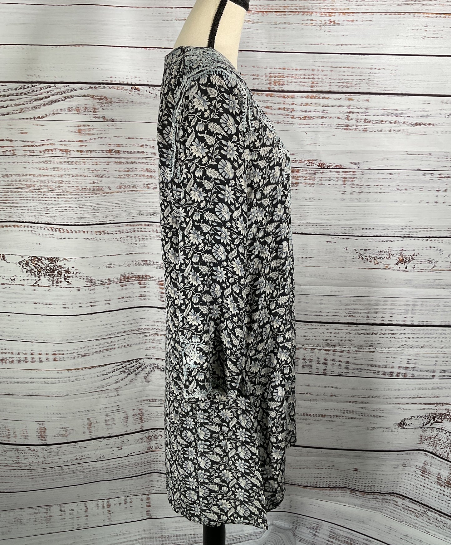 Alka Vera Floral Print Embroidered Tunic Multicolor OS