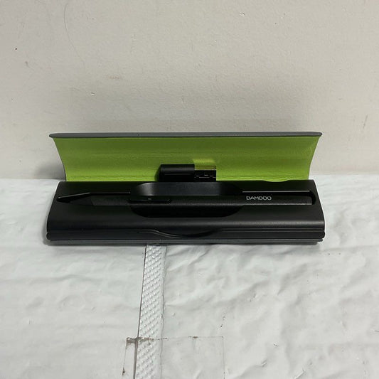Wacom Bamboo CS-610 Drawing Tablet Stylus Pen w/ Case+USB (UNTESTED)