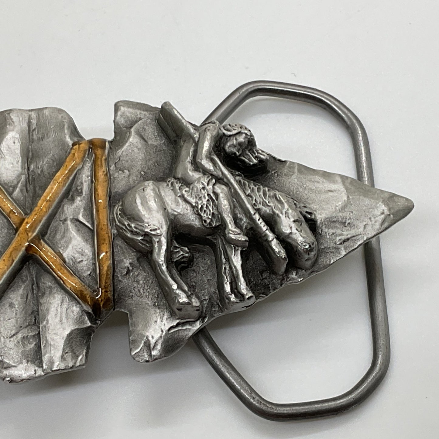 VTG. Native American Double Arrow Indians On Horses 1.75" Belt Buckle- 4" Long