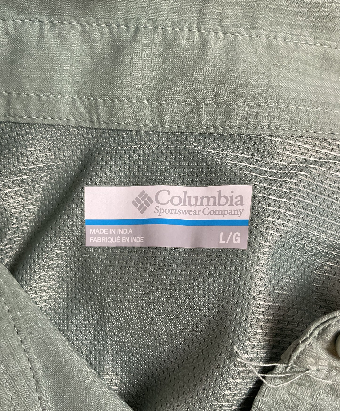 Columbia Green/Khaki Button Up Shirt Men's - Size Large