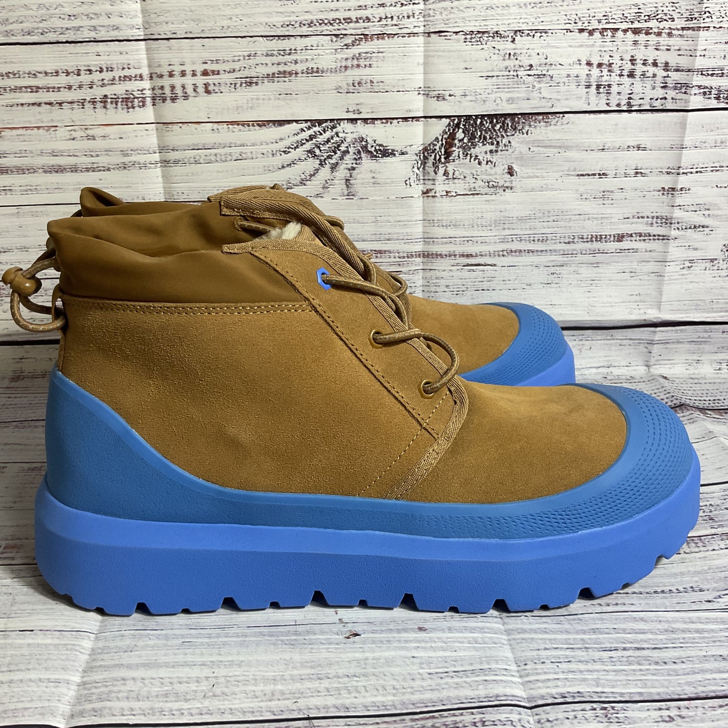 NWOB UGG Men Neumel Weather HYBRID Chestnut Big Sky Blue Waterproof Boots- SZ 12