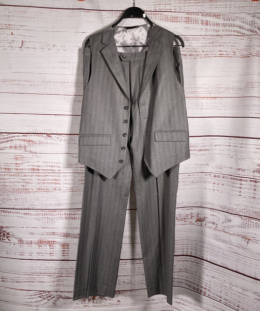 Banana Republic Pinstripe Wool 3 Piece Suit Gray 40L Blazer 33-34 Pants