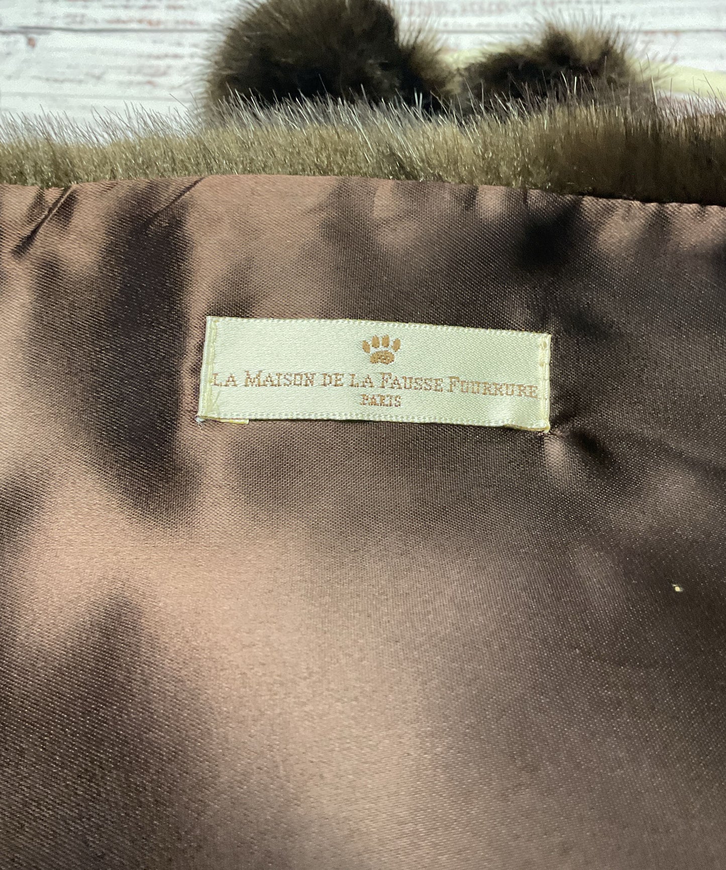 La‎ Maison de la Fausse Fourrure Paris Brown Faux Fur Scarf - Size 60"x11"