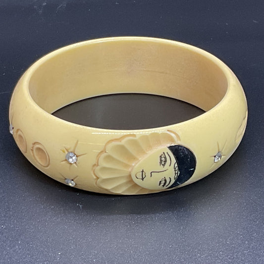 VTG./ANTIQUE Galalith French Bakelite Carved Pierrot Clown Bangle Braclet- 7.5"