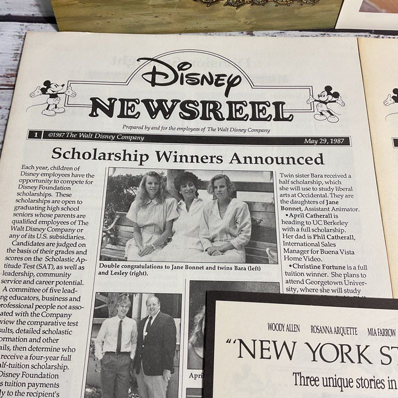 Lot Of 5 Vintage 1987 Disney Newsreel Magazines Theme Park Collectible